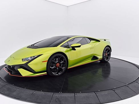Used 2023 Lamborghini Huracan Tecnica RWD image 11