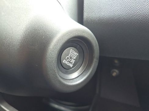 New 2025 RAM ProMaster 2500 w/ Quick Order Package 22G SLT image 15