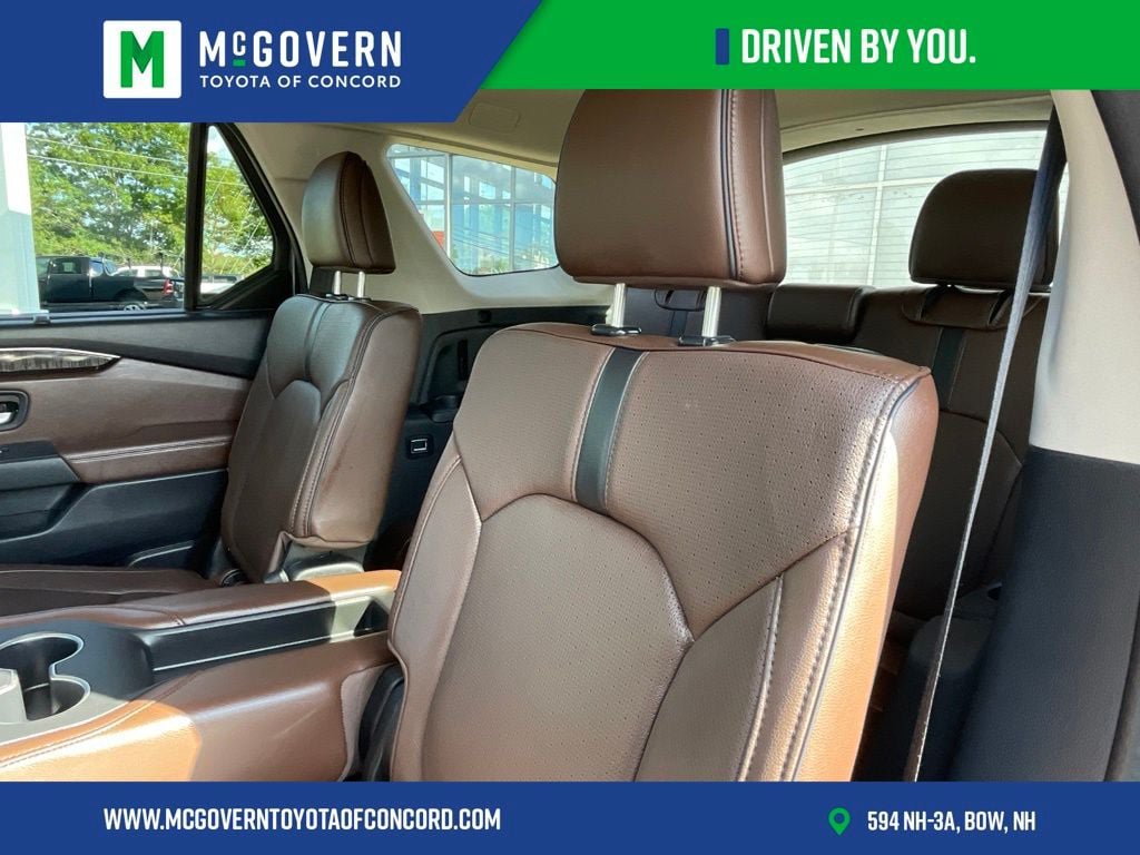 Used 2025 Honda Pilot Elite image 31