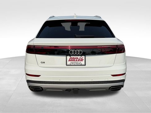 Used 2025 Audi Q8 Premium w/ Convenience Package AWD/4WD image 7