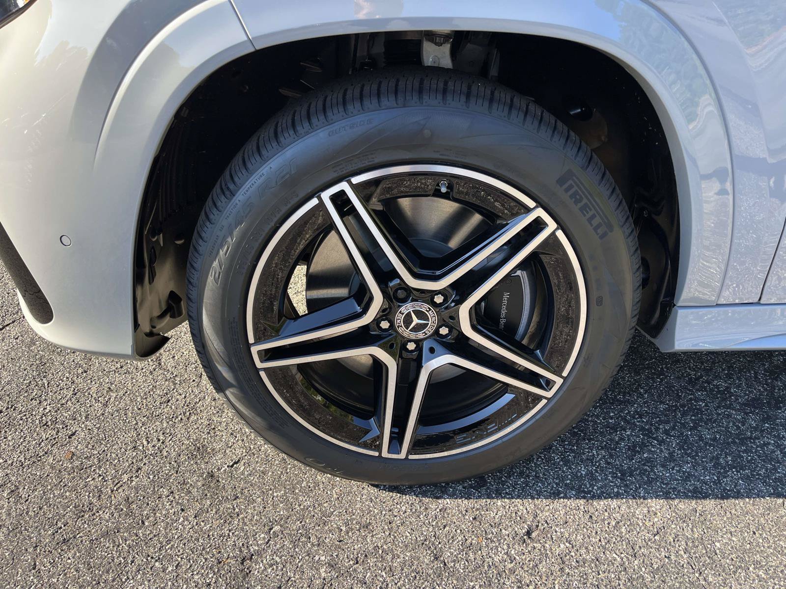 New 2027 Mercedes-Benz GLS 450 4MATIC image 17