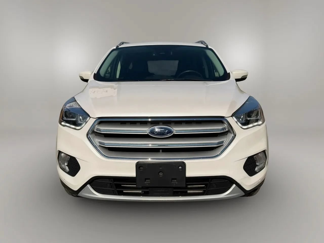 Used 2019 Ford Escape Titanium AWD/4WD image 2