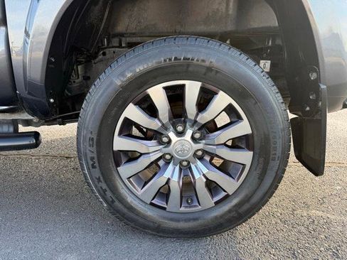 Used 2022 Toyota Tacoma Limited image 16