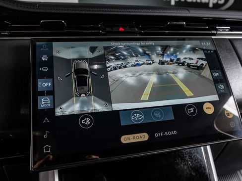 Used 2024 Land Rover Range Rover SE image 20