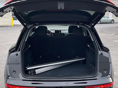 Used 2018 Audi Q5 2.0T Premium Plus w/ Premium Plus Package image 19