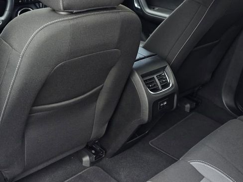Used 2023 Chevrolet Blazer LT FWD image 30