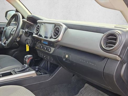 Used 2022 Toyota Tacoma SR5 image 19