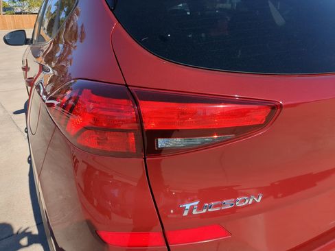 Used 2019 Hyundai Tucson SE image 10