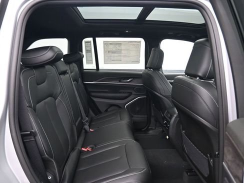 New 2024 Jeep Grand Cherokee Limited 4xe AWD/4WD image 19