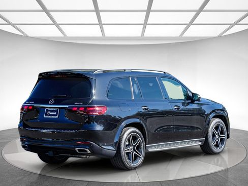 New 2026 Mercedes-Benz GLS 450 4MATIC image 4