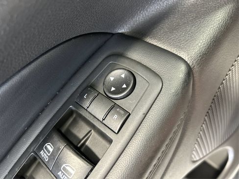 Used 2020 Jeep Grand Cherokee Limited AWD/4WD image 32