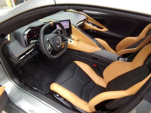 Used 2023 Chevrolet Corvette Stingray Preferred Cpe w/ Z51 Performance Package RWD image 25