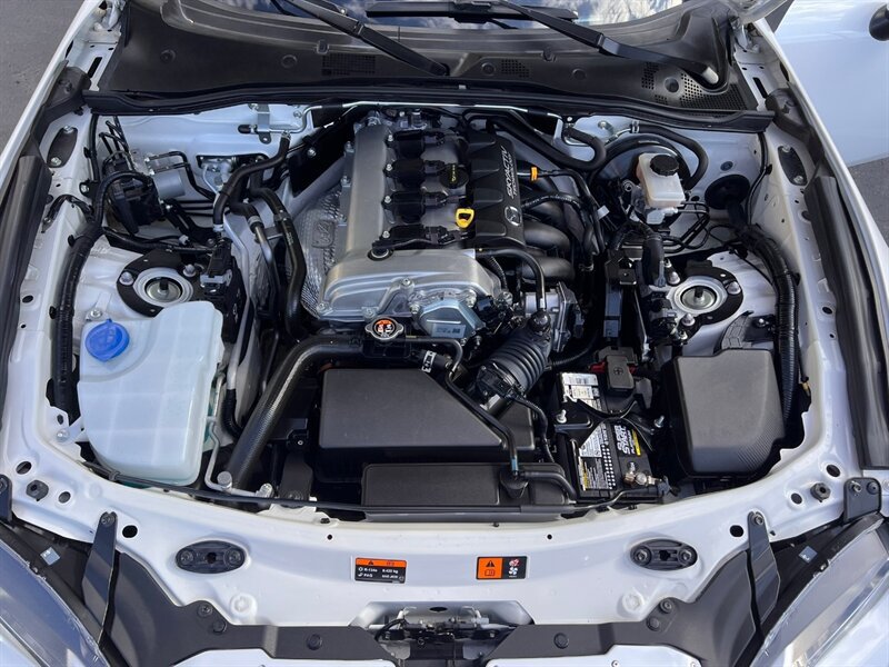 Used 2018 MAZDA MX-5 Miata RF Grand Touring RWD image 21