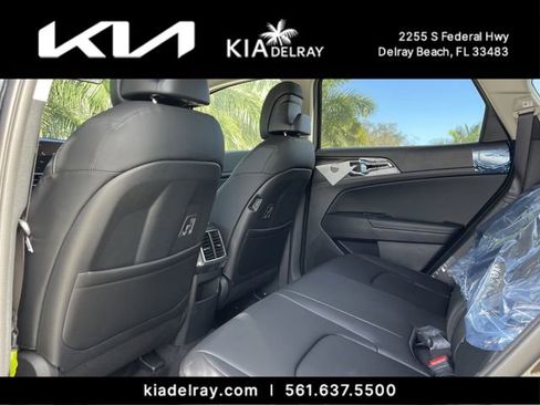 New 2026 Kia Sportage EX image 16