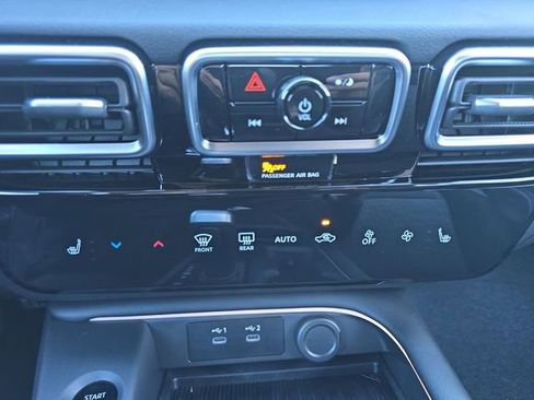 New 2026 Nissan Sentra SV image 4