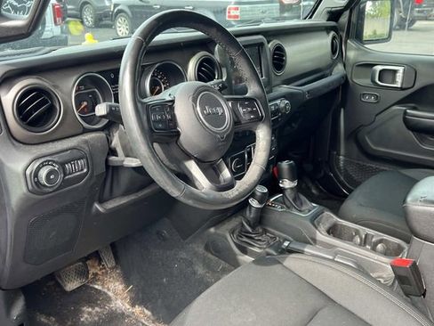 Used 2019 Jeep Wrangler Unlimited Sport S AWD/4WD image 8