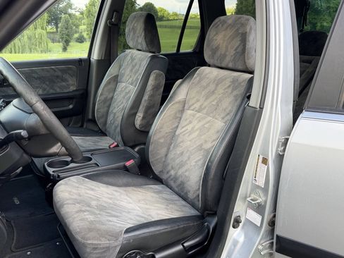 Used 2004 Honda CR-V EX image 20