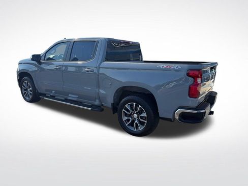 Used 2024 Chevrolet Silverado 1500 LT AWD/4WD image 12