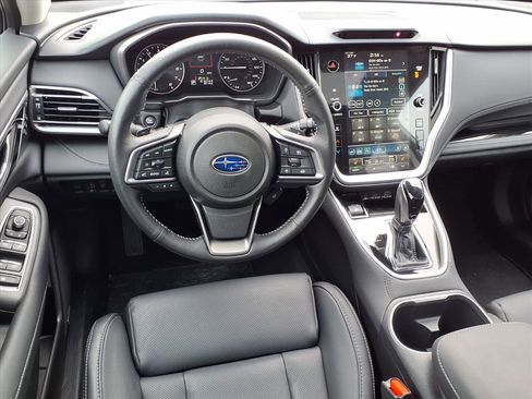 Certified 2025 Subaru Outback Limited image 4