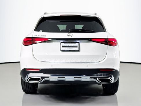 Certified 2026 Mercedes-Benz GLC 300 image 3