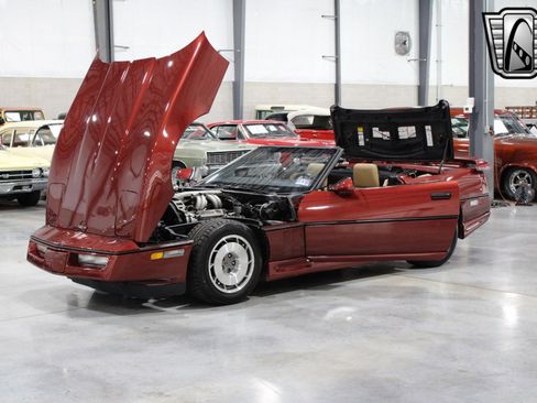 Used 1987 Chevrolet Corvette Convertible image 16