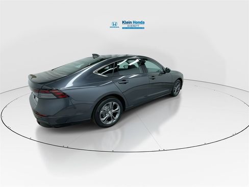 New 2025 Honda Accord EX-L image 2