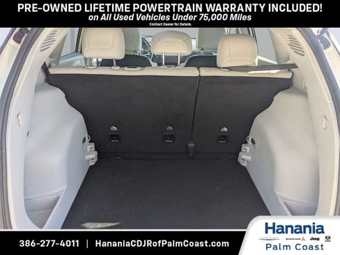Used 2021 Jeep Compass Latitude FWD image 12