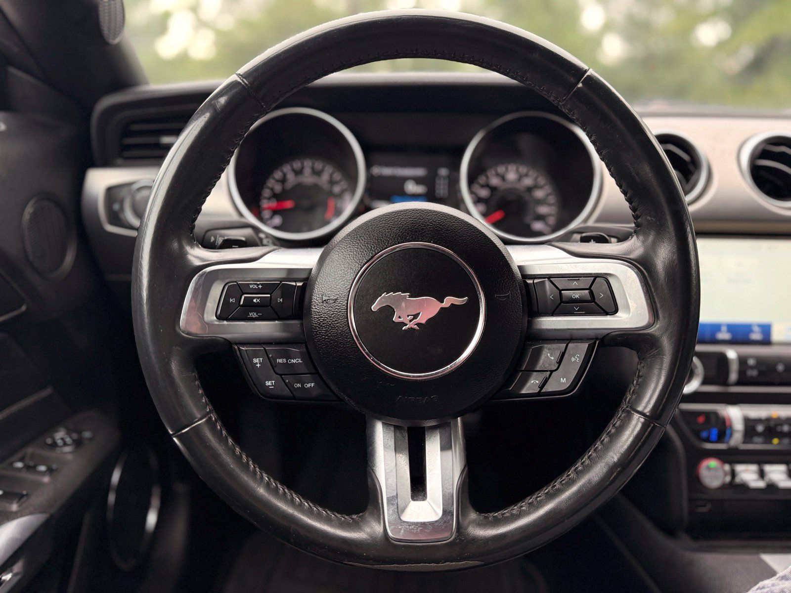 Used 2021 Ford Mustang Premium RWD image 25