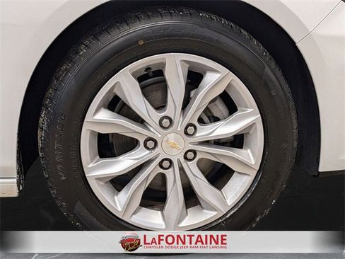 Used 2024 Chevrolet Malibu LT image 31