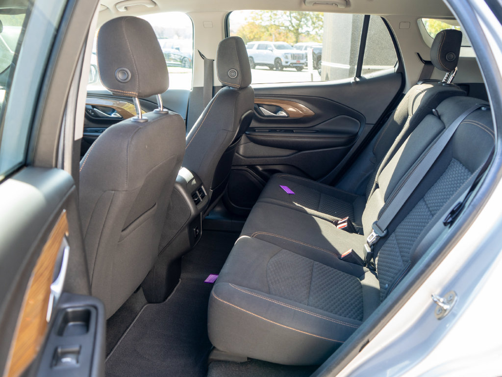 Used 2018 GMC Terrain SLE w/ Driver Convenience Package FWD image 12