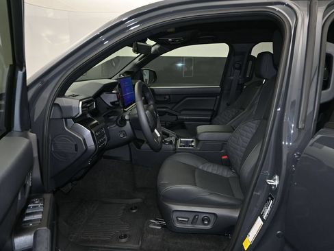 Used 2026 Toyota 4Runner TRD Off-Road Premium w/ Tow Technology Package AWD/4WD image 17