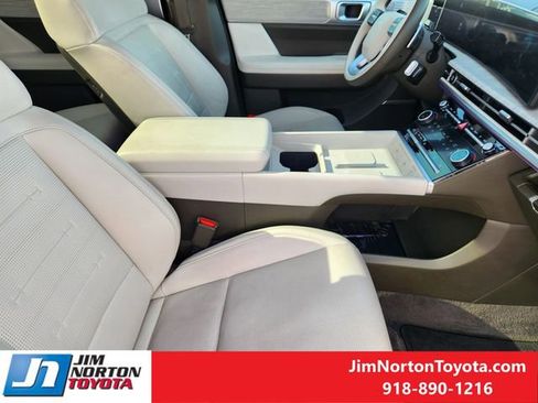 Used 2025 Hyundai Santa Fe Calligraphy image 14