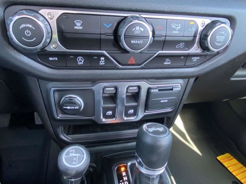 New 2026 Jeep Wrangler Sport AWD/4WD image 9