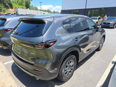 New 2026 MAZDA CX-5 Select AWD/4WD image 2