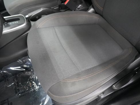 Used 2022 Chevrolet Trax LS w/ Tint and Cruise Package FWD image 12