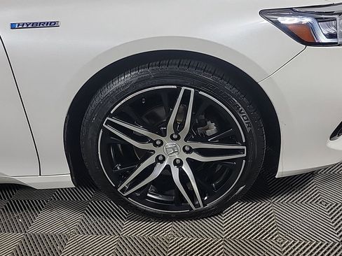 Certified 2022 Honda Accord Touring image 3