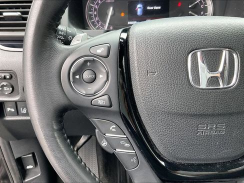 Used 2018 Honda Pilot Elite image 24