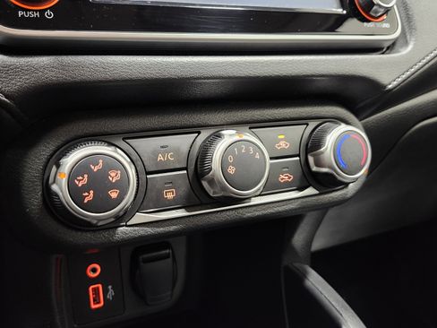 Used 2020 Nissan Versa S image 27