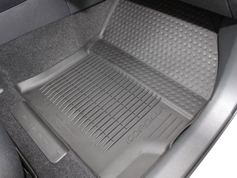 New 2026 Toyota Corolla SE FWD image 37