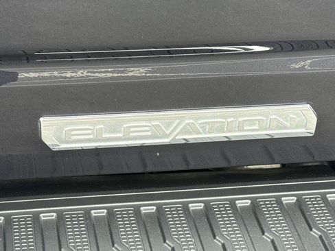 Used 2024 GMC Sierra 1500 Elevation image 35