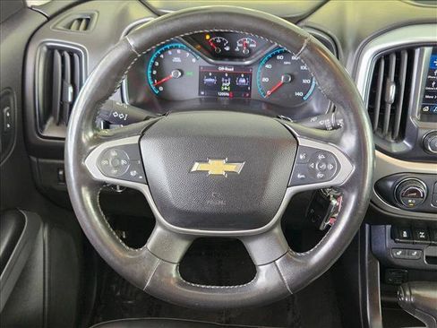 Used 2019 Chevrolet Colorado ZR2 image 14