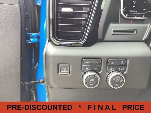 Used 2024 GMC Sierra 1500 AT4 w/ AT4 Preferred Package AWD/4WD image 25
