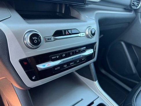 Certified 2021 Ford Explorer XLT w/ Equipment Group 202A AWD/4WD image 13