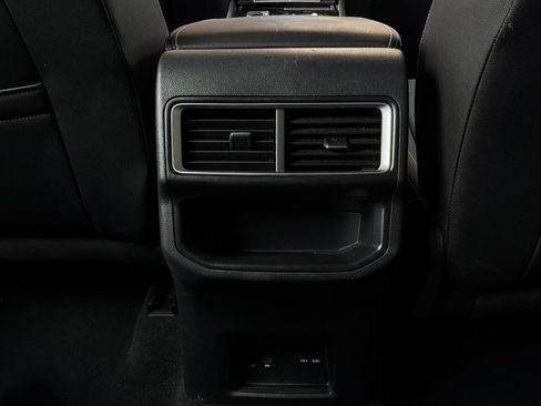 Used 2026 Volkswagen Atlas Cross Sport SE FWD image 13