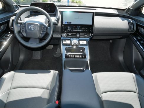 Used 2023 Toyota bZ4X AWD w/ Weather Package image 10