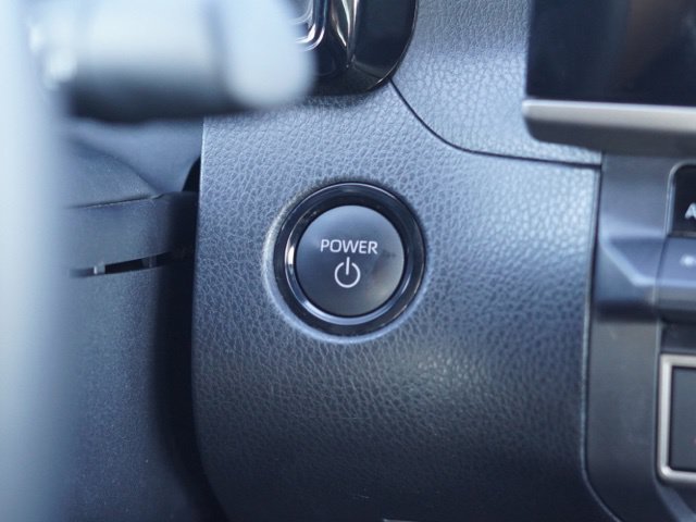 Used 2025 Toyota Camry SE FWD image 25