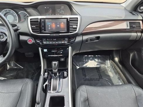 Used 2016 Honda Accord EX-L image 14