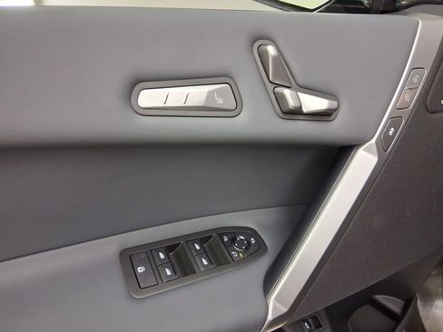 New 2026 BMW iX xDrive45 w/ M Sport Package image 9