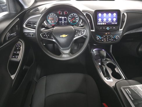 Used 2023 Chevrolet Malibu LT image 28