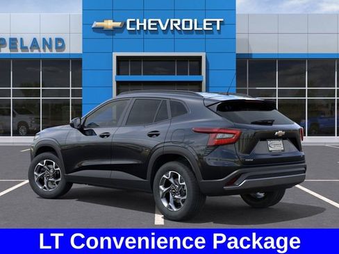 New 2026 Chevrolet Trax LT w/ Driver Confidence Package image 4